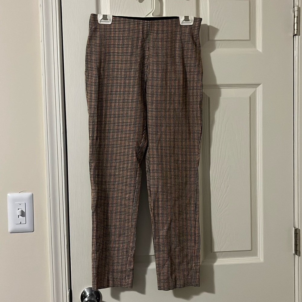 Ladies slim leg pants